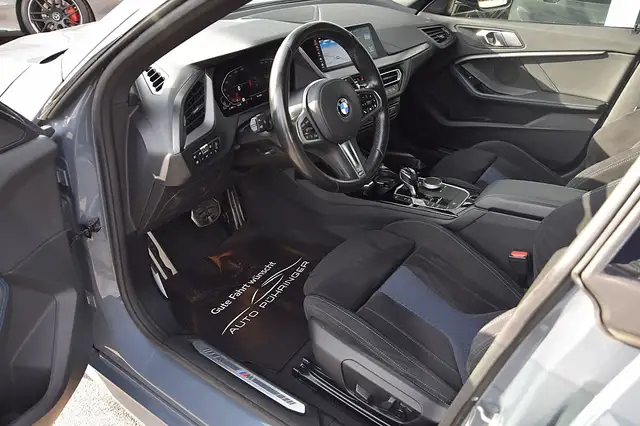 BMW 2 Series view 4
