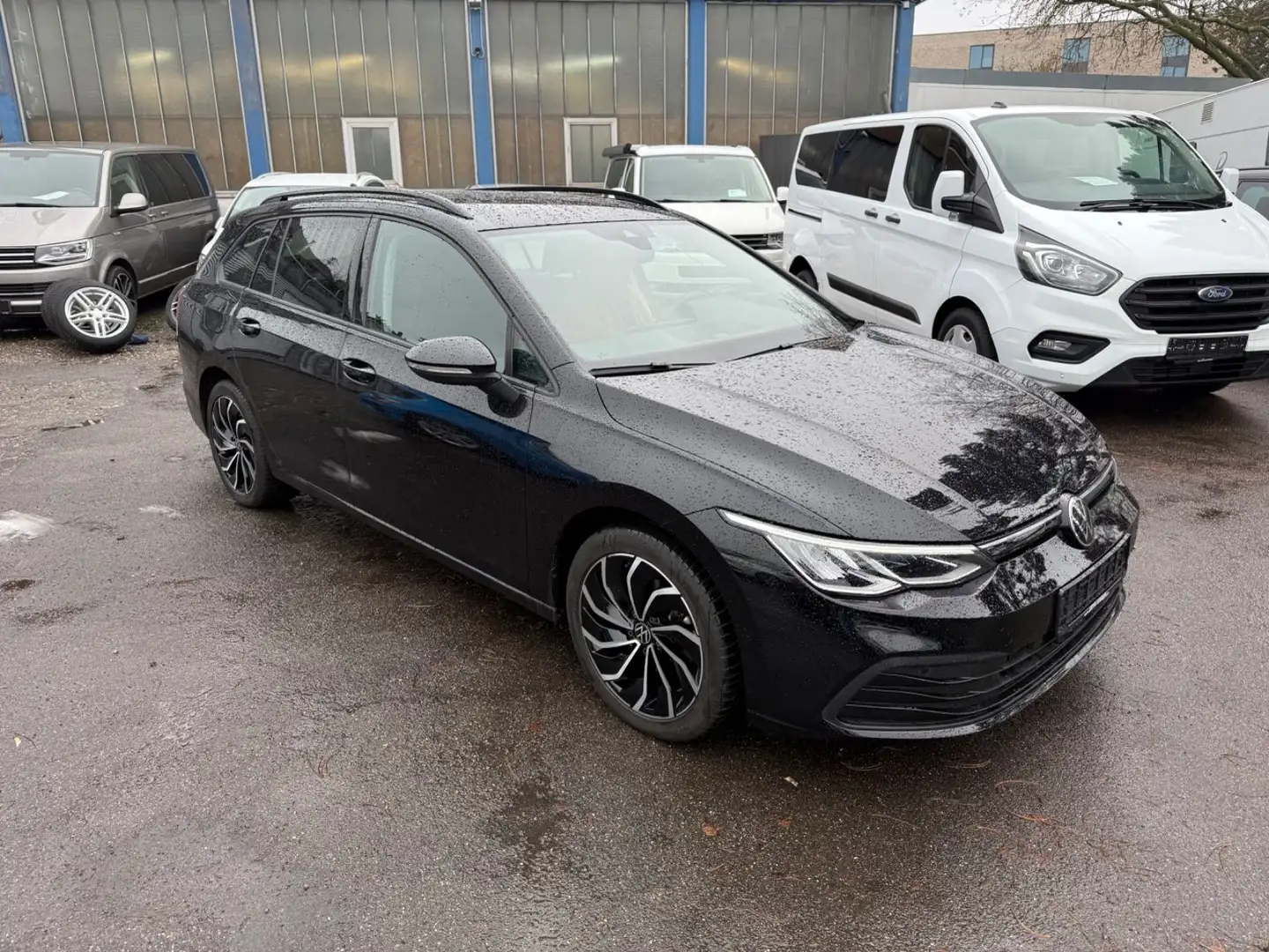 Volkswagen Golf VIII Variant Life TGI*AUTO*LED*NAVI*KAM*VIR Schwarz - 1