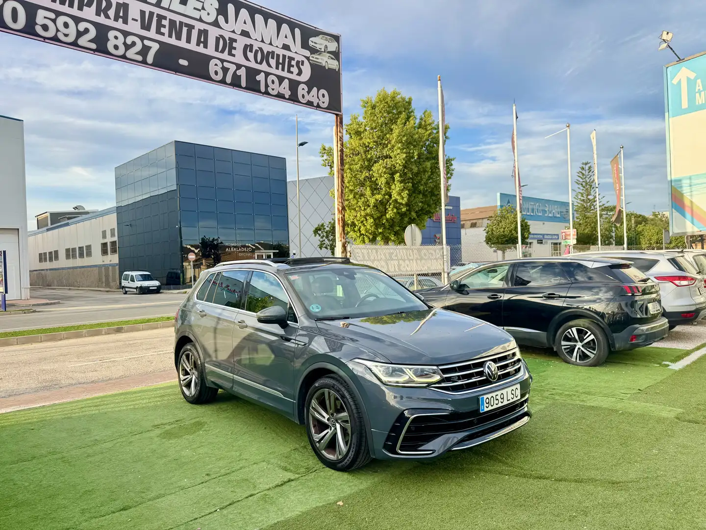 Volkswagen Tiguan Allspace 2.0TDI Life 4Motion DSG 110kW - 1