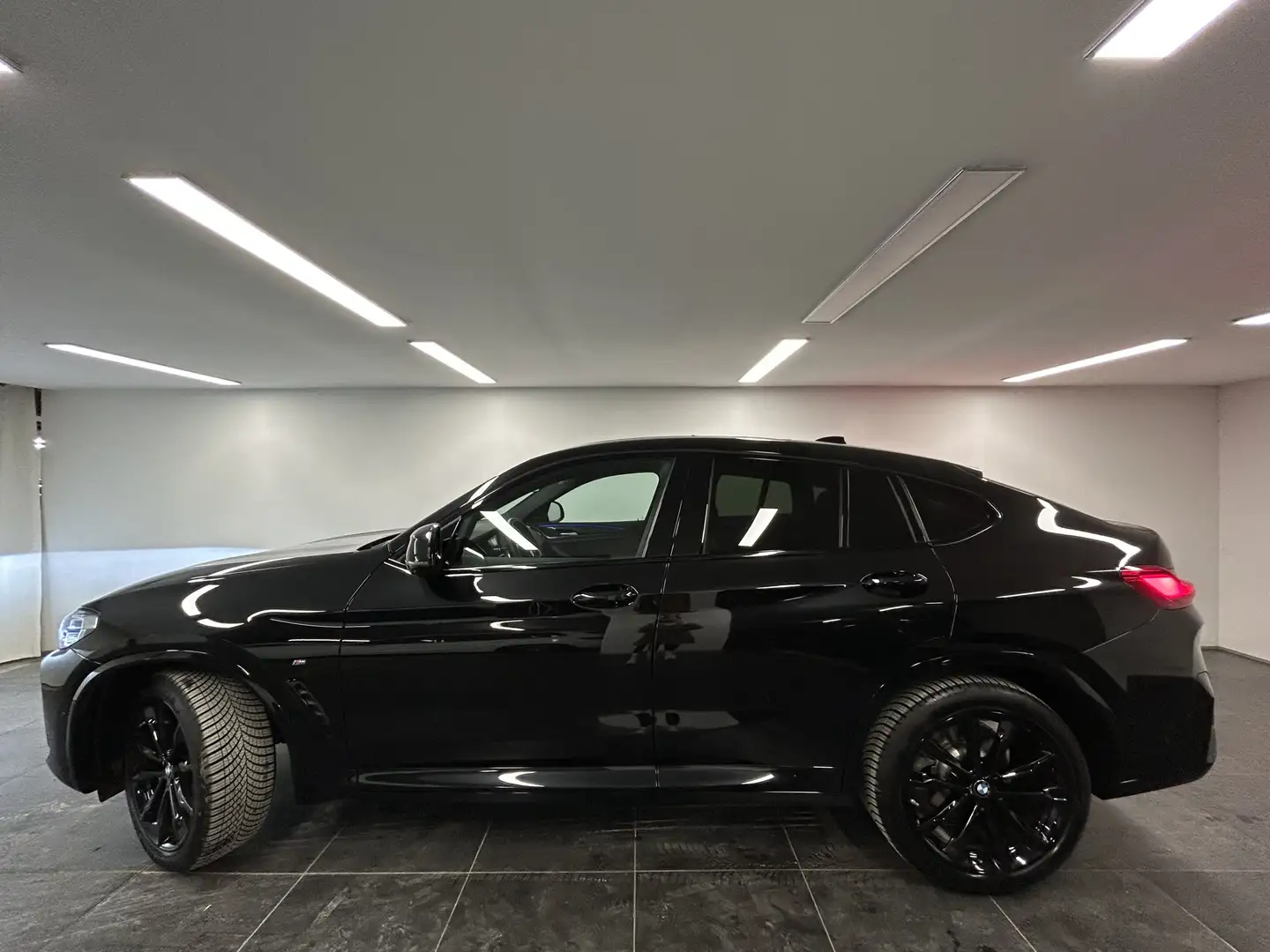 BMW X4 xDrive20d M Sportpaket Harman/Kardon Pano. Laser A Schwarz - 2