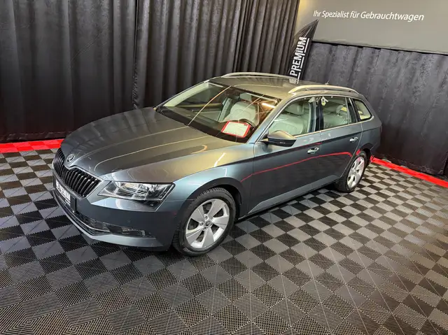 Skoda Superb Style *MEMORY*ACC*NAVI*LEDER*