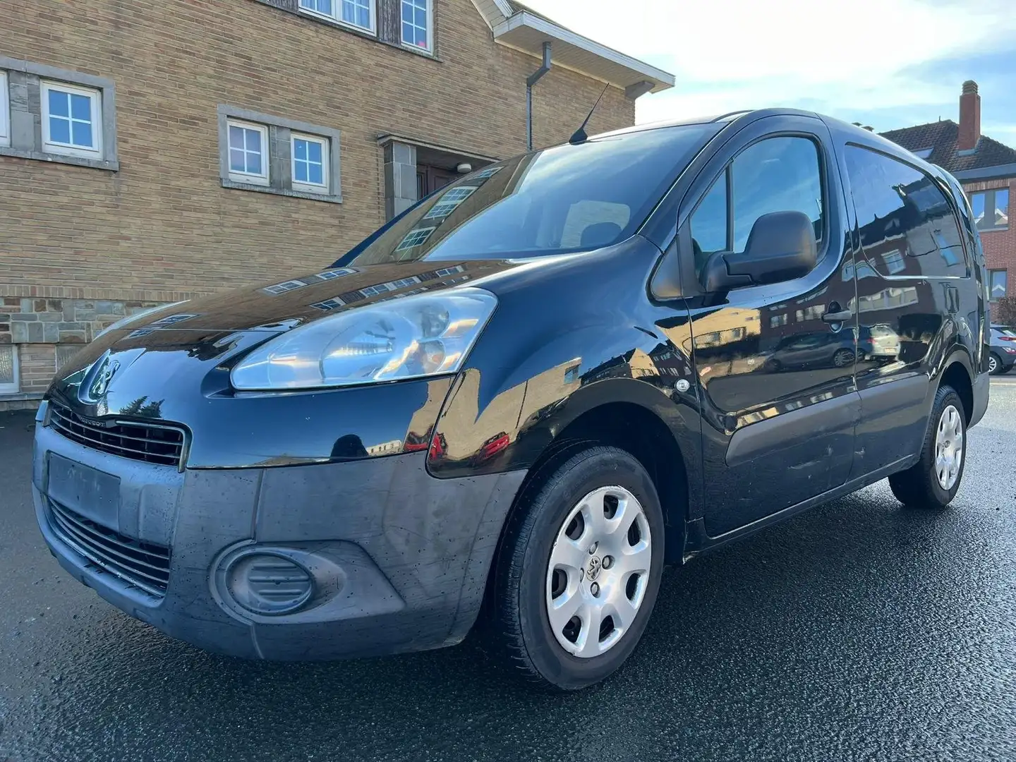 Peugeot Partner 1.6 HDi L2H1 Noir - 1