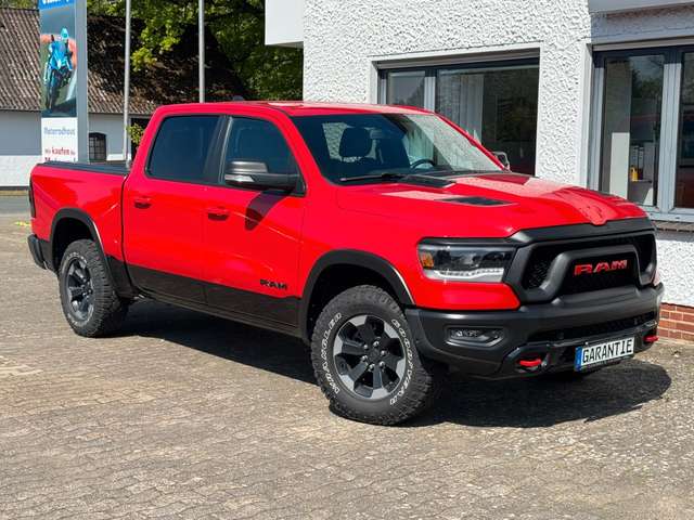 Imagine Dodge RAM 5,7 4x4  REBEL LED NAVI
