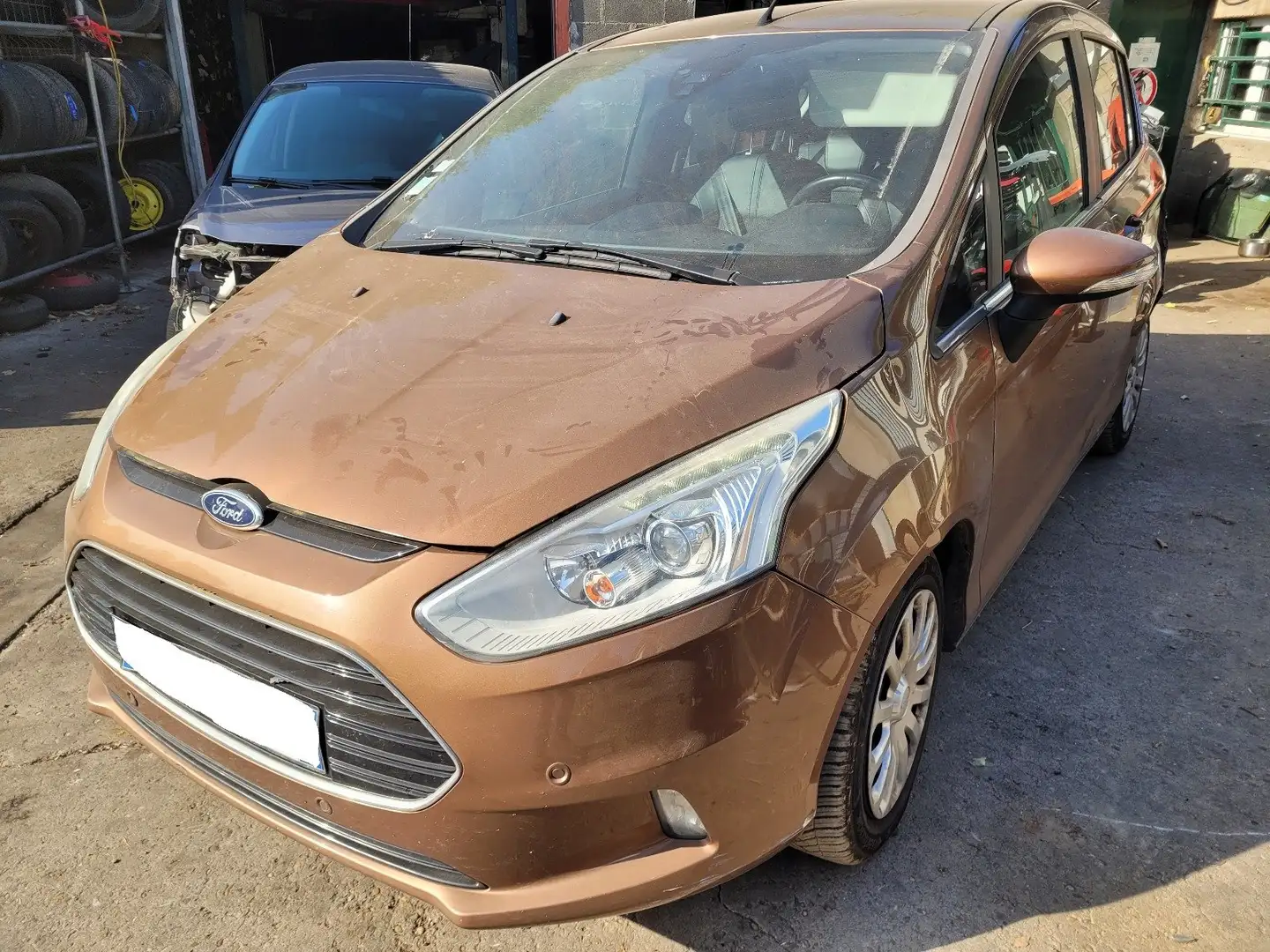Ford B-Max B-MAX 1.6 TDCi 95 FAP Titanium Beige - 2