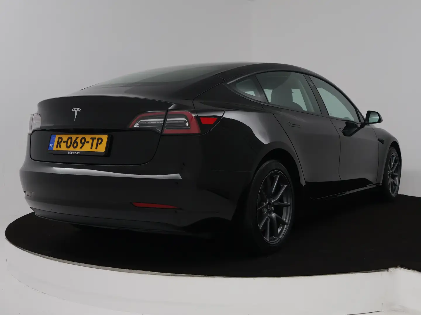Tesla Model 3 Standard RWD Plus 60 kWh | Panoramadak | Leder | S Noir - 2