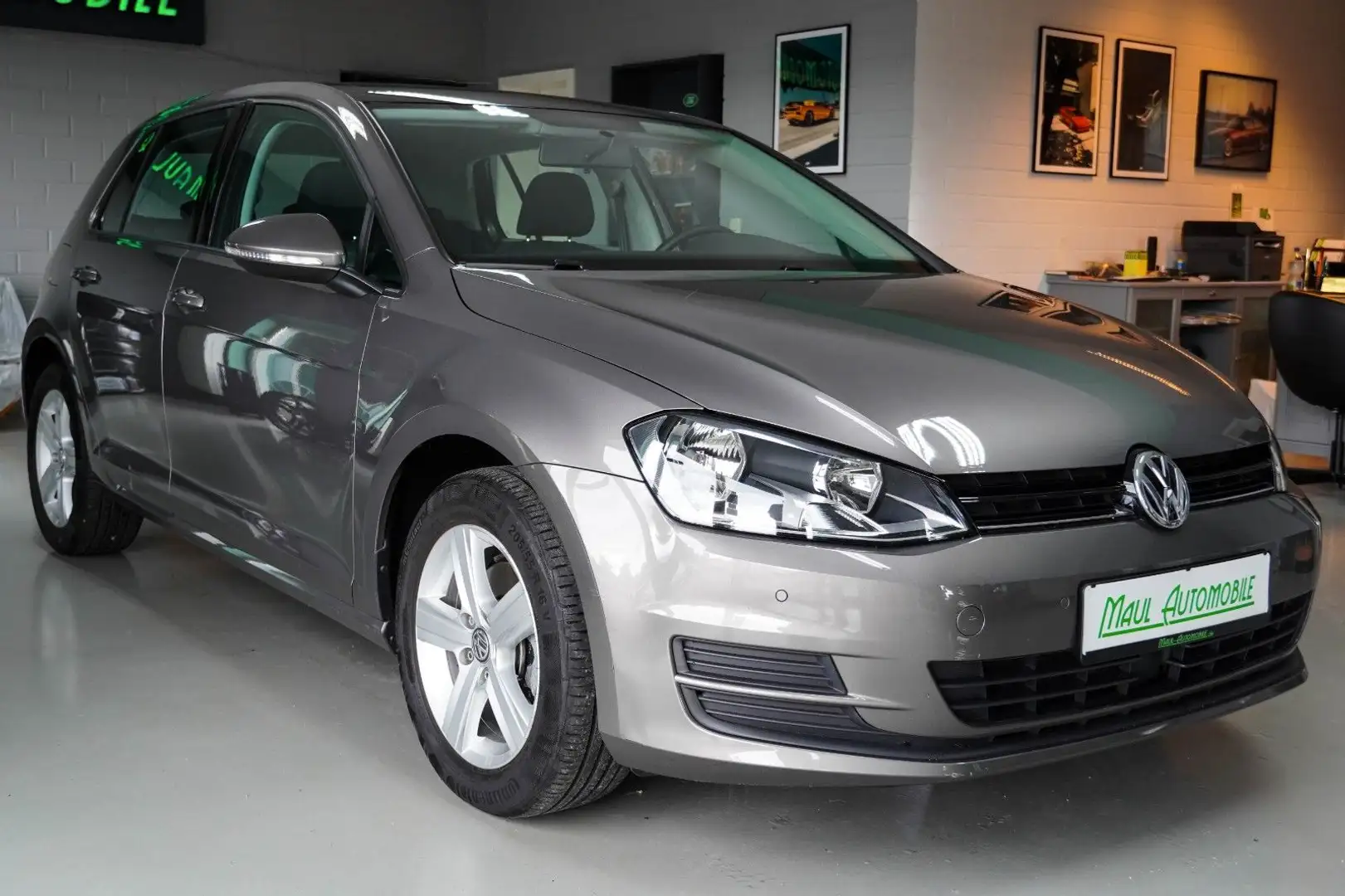 Volkswagen Golf VII Lim. Comfortline BMT Grau - 2