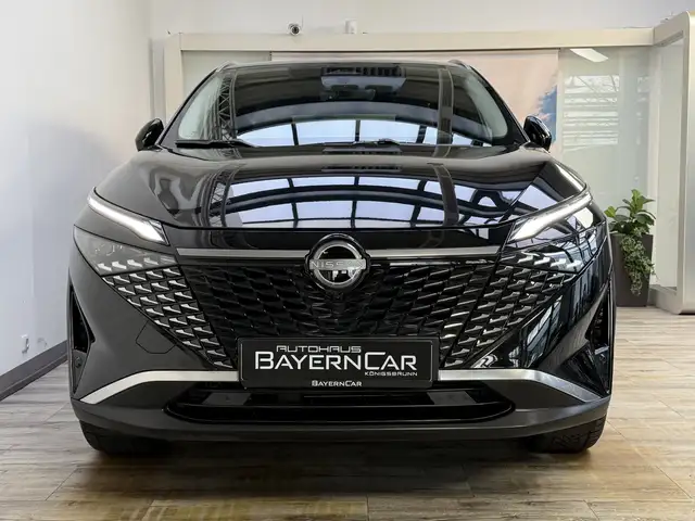 Nissan Qashqai view 2