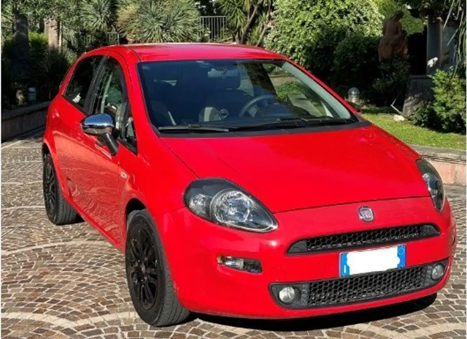 Fiat Punto Punto, 2012, 1.4 8V, 90cv (Virgin Radio) Rosso - 1