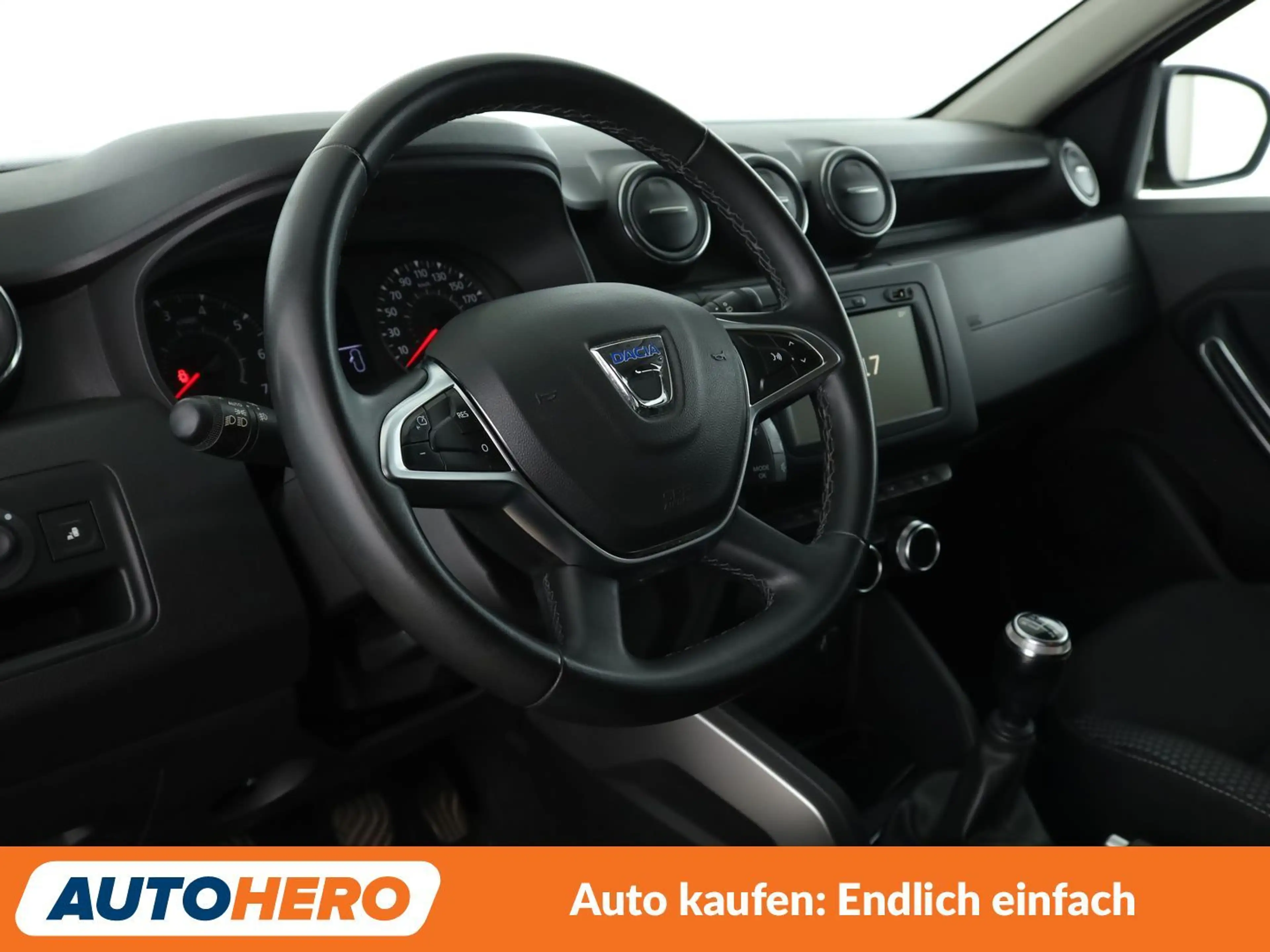 Dacia Duster 1.6 SCe Prestige 4x4 *NAVI*CAM*TEMPO*SHZ*ALU* — photo 11