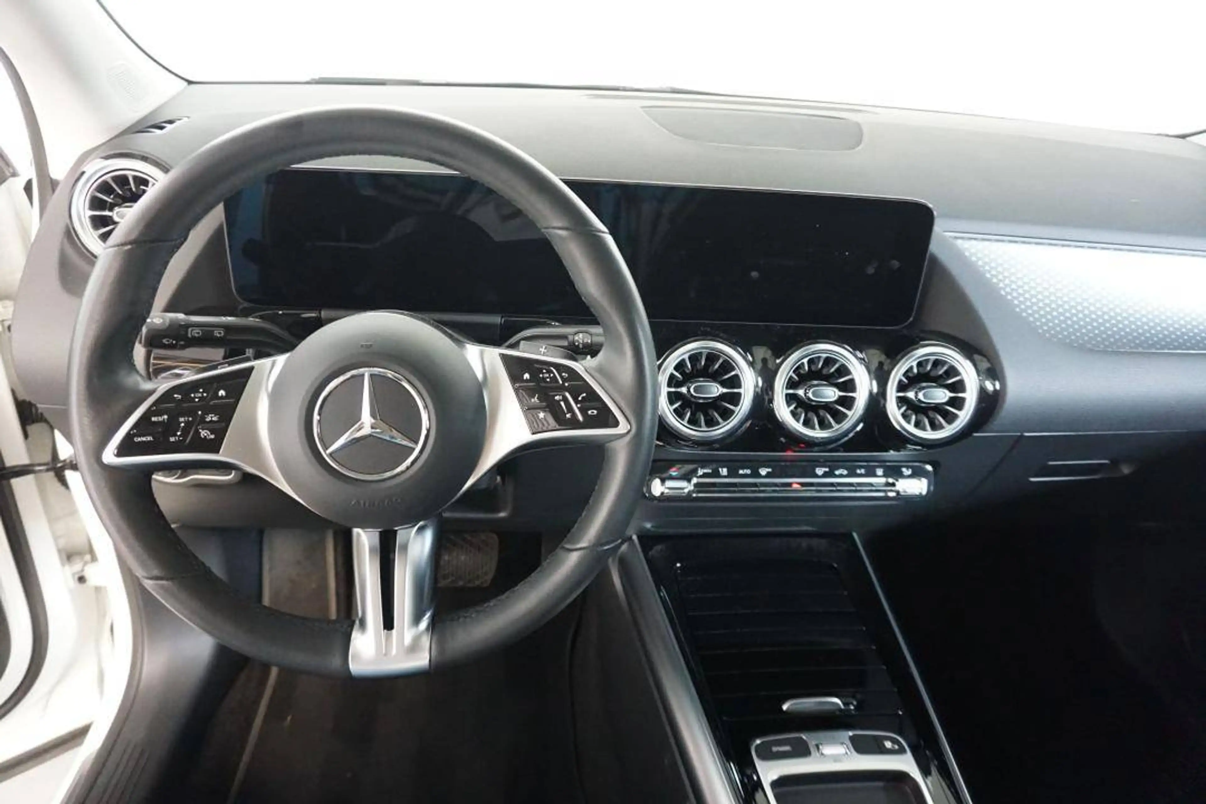 Mercedes-Benz EQA 250 RIJASSISTENTIE PAKKET - TREKHAAK — photo 5