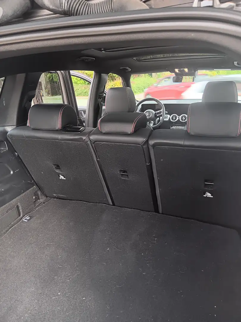 Mercedes-Benz GLB 200 GLB 200 d AMG Line Grijs - 2