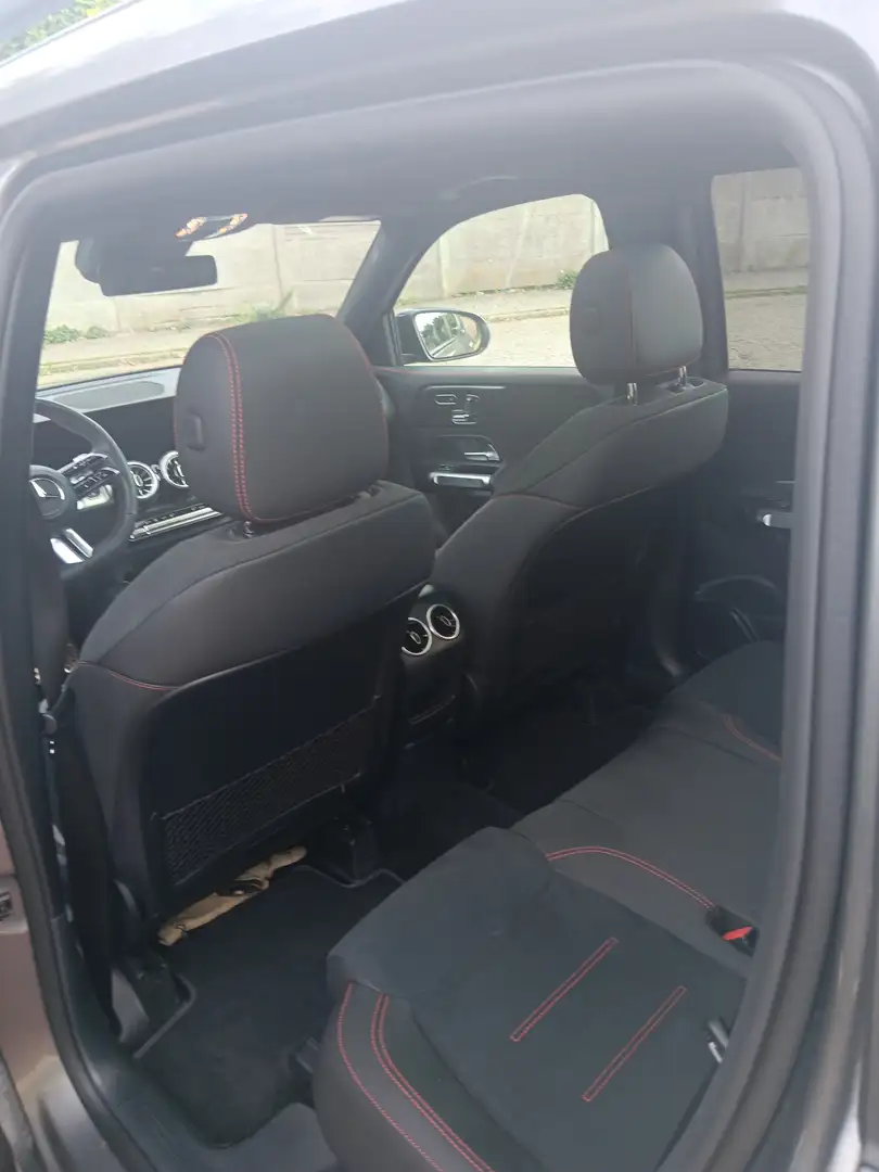 Mercedes-Benz GLB 200 GLB 200 d AMG Line Grijs - 1