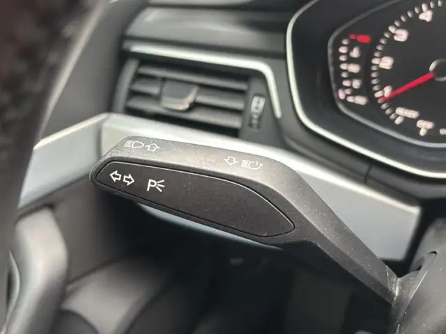Audi A4 view 15