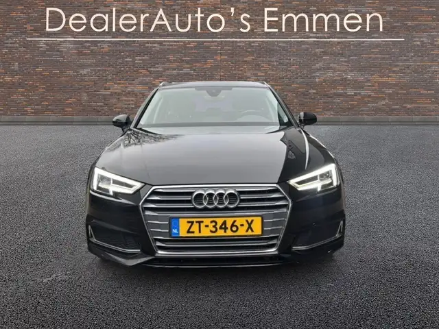 Audi A4 view 6