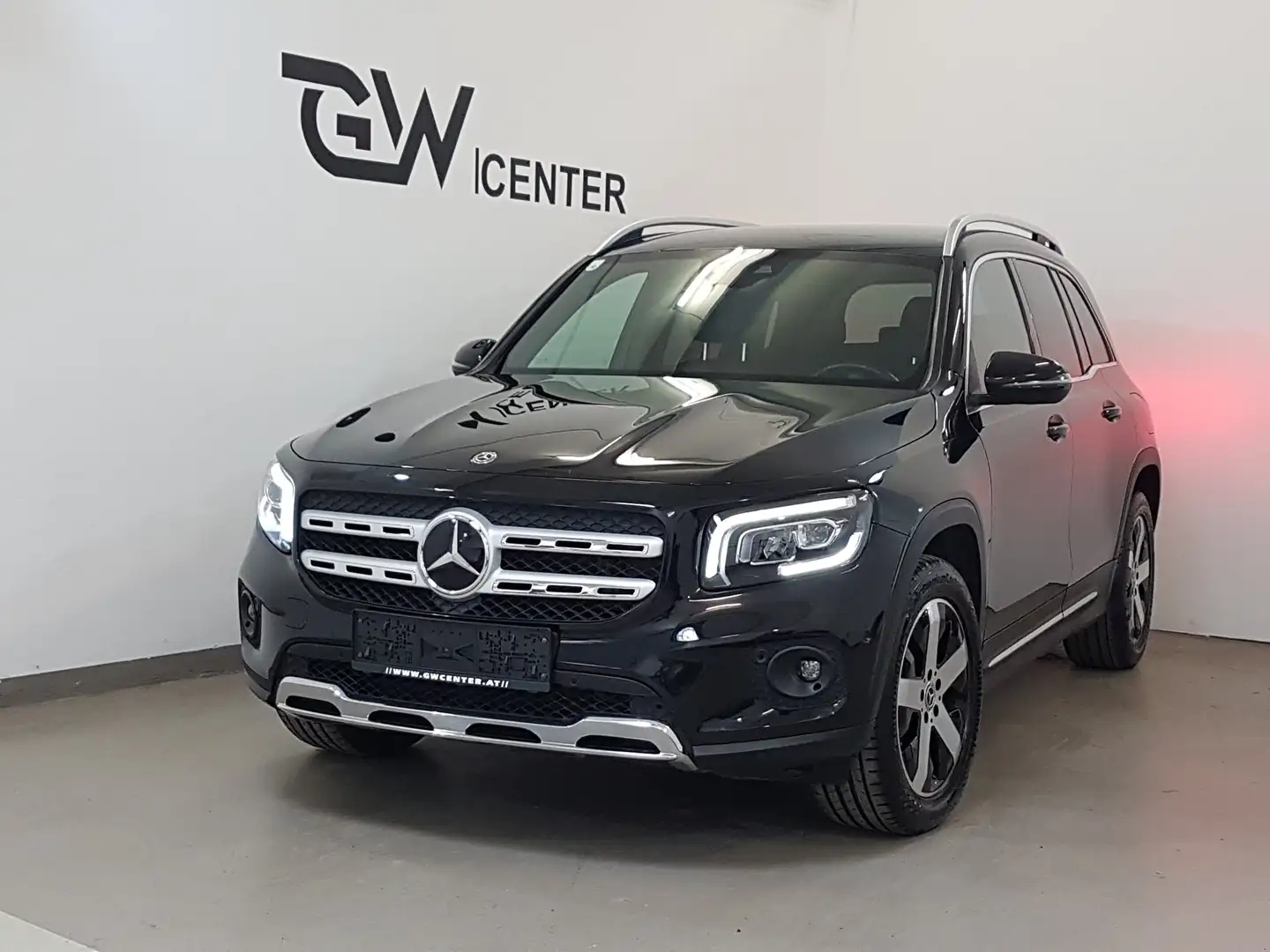 Mercedes-Benz GLB 200 d Distronic Plus LED RFK Schwarz - 1