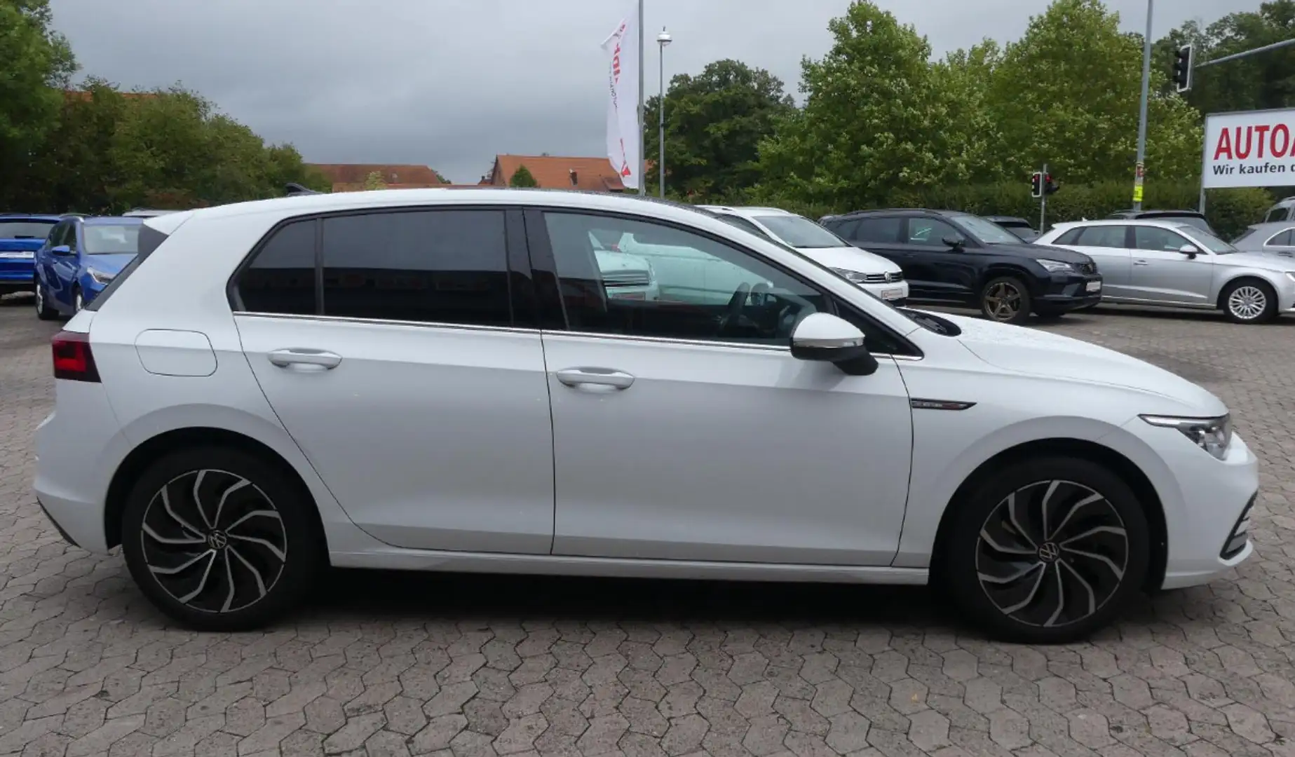 Volkswagen Golf 1.5 tsi evo 1st Edition Style 150cv TETTO MATRIX - 2