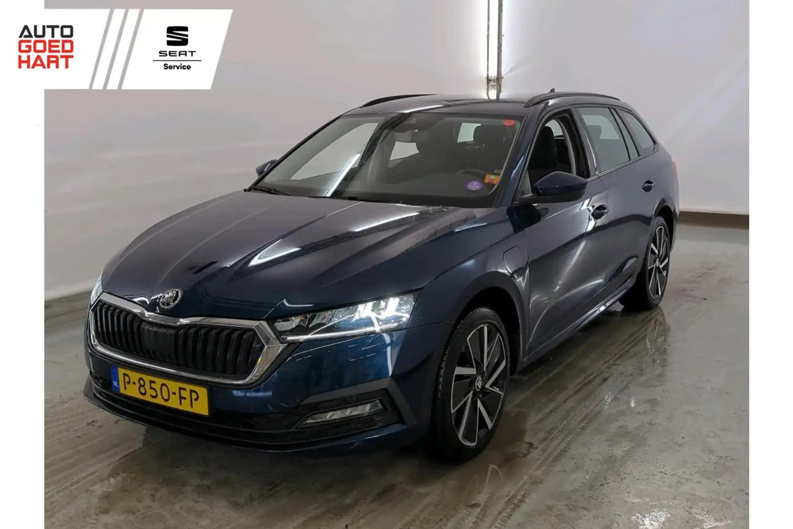 Skoda Octavia Combi 1.4 TSI iV PHEV Business Virtual-Cockpit Ful Blauw - 1
