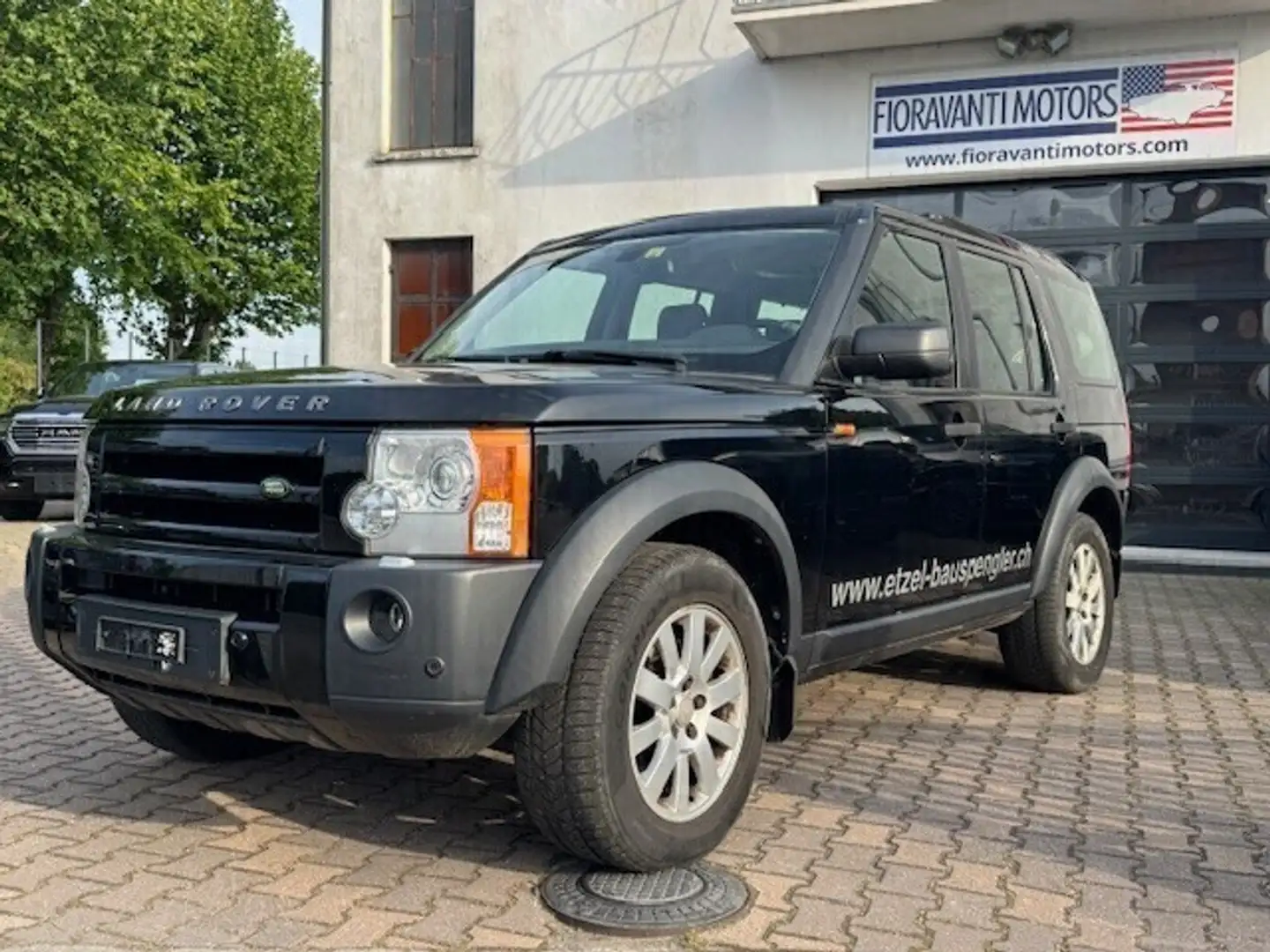 Land Rover Discovery 3 4.4 V8 HSE (VEICOLO SOLO PER COMMERCIANTI) Nero - 1