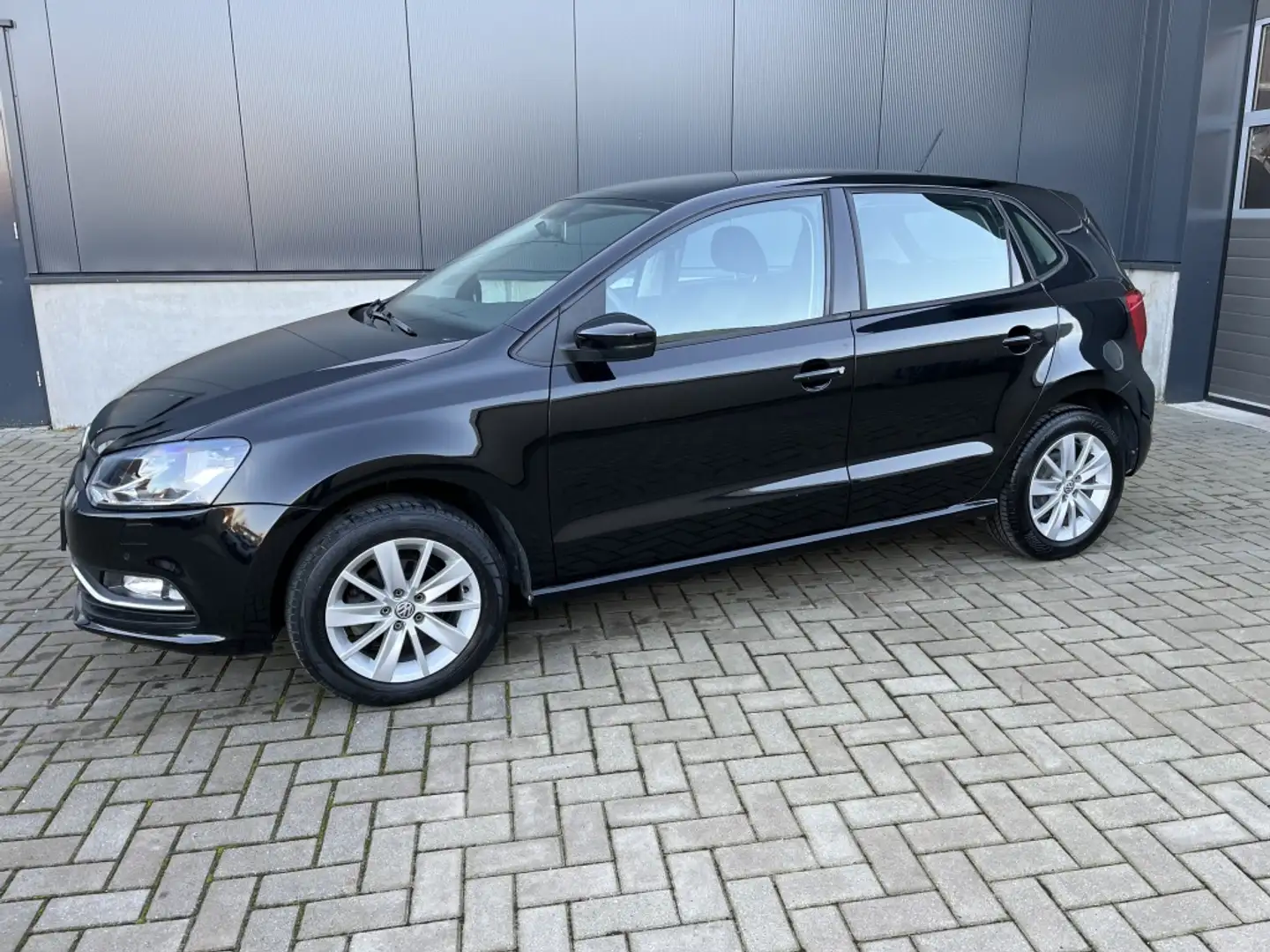 Volkswagen Polo 1.0 65pk Trendline Noir - 2