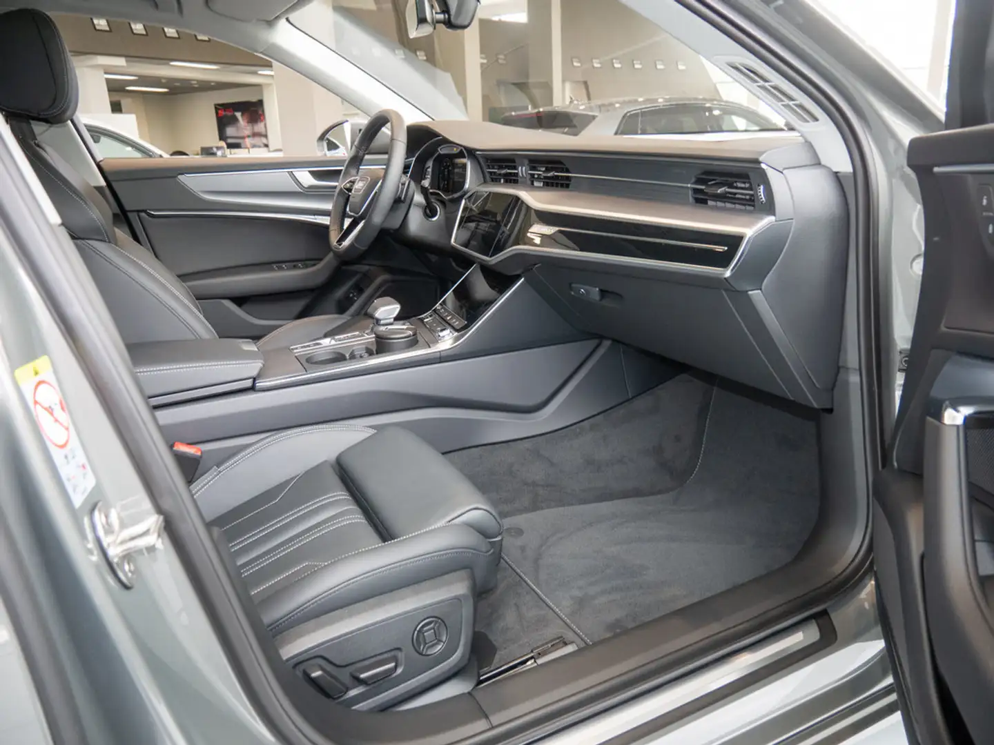 Audi A6 Avant advanced 50 TFSI e quattro B&O PANO Grau - 2