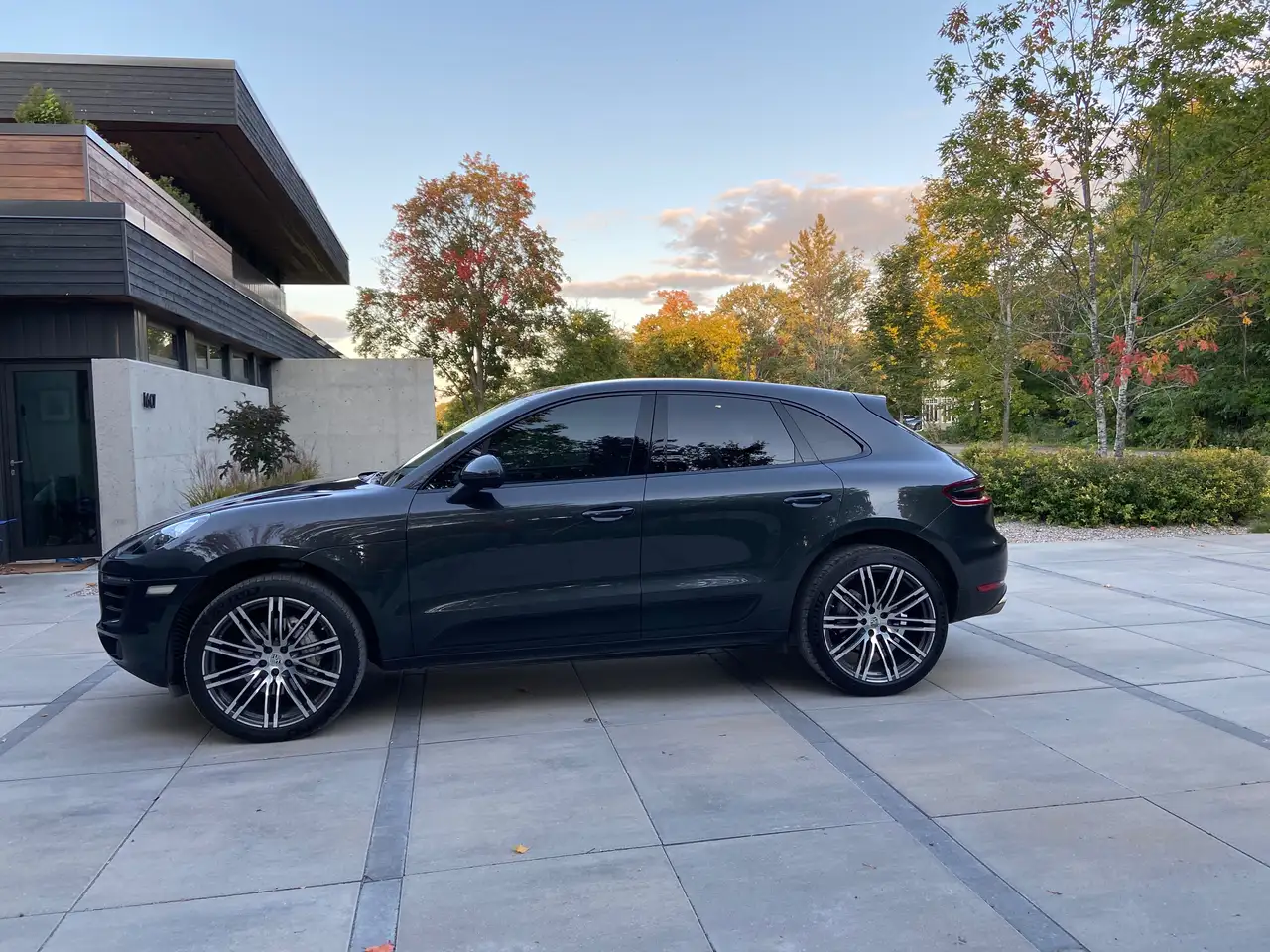 Porsche Macan снимка Porsche Macan