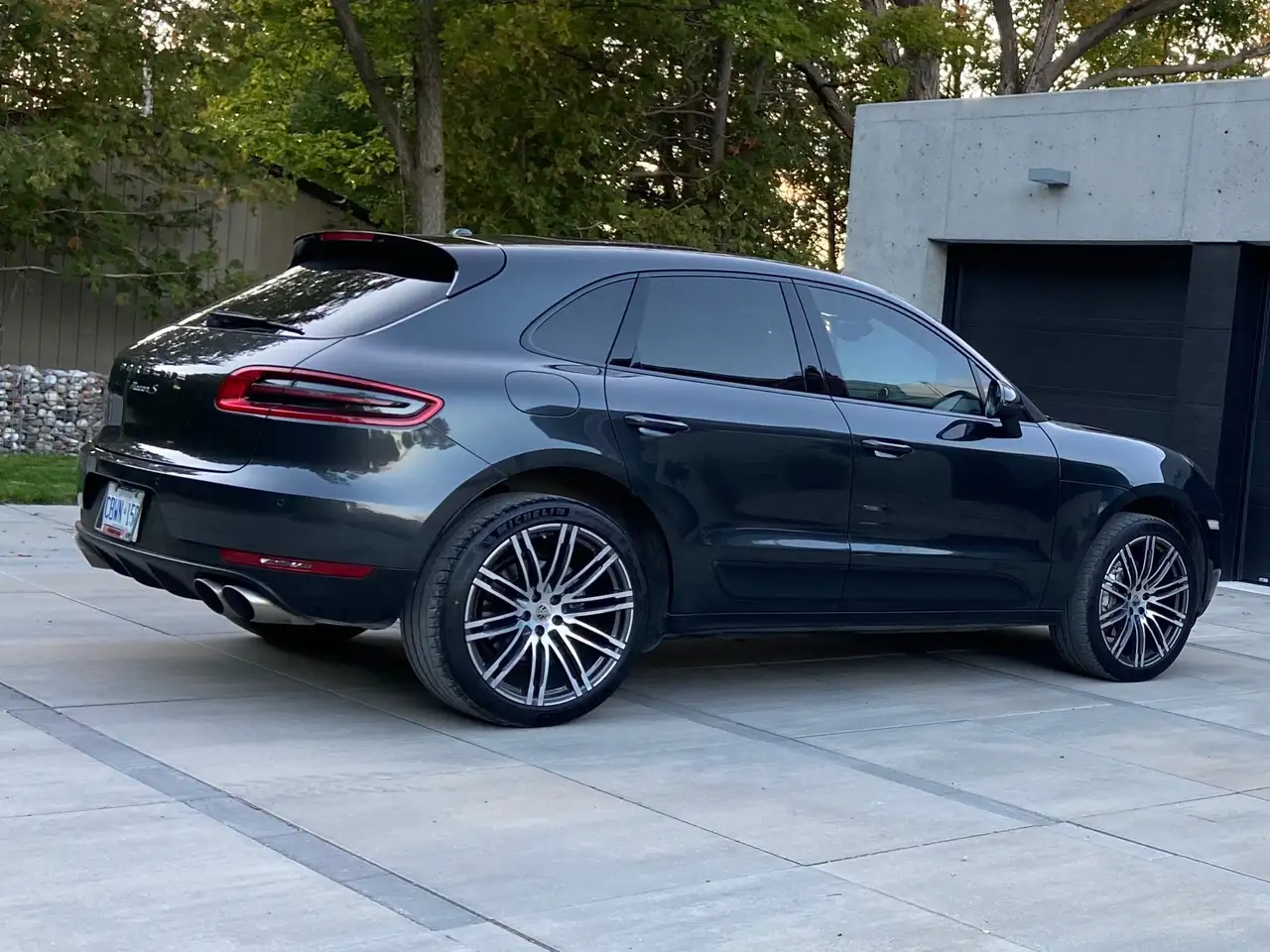 2017 Porsche Macan
