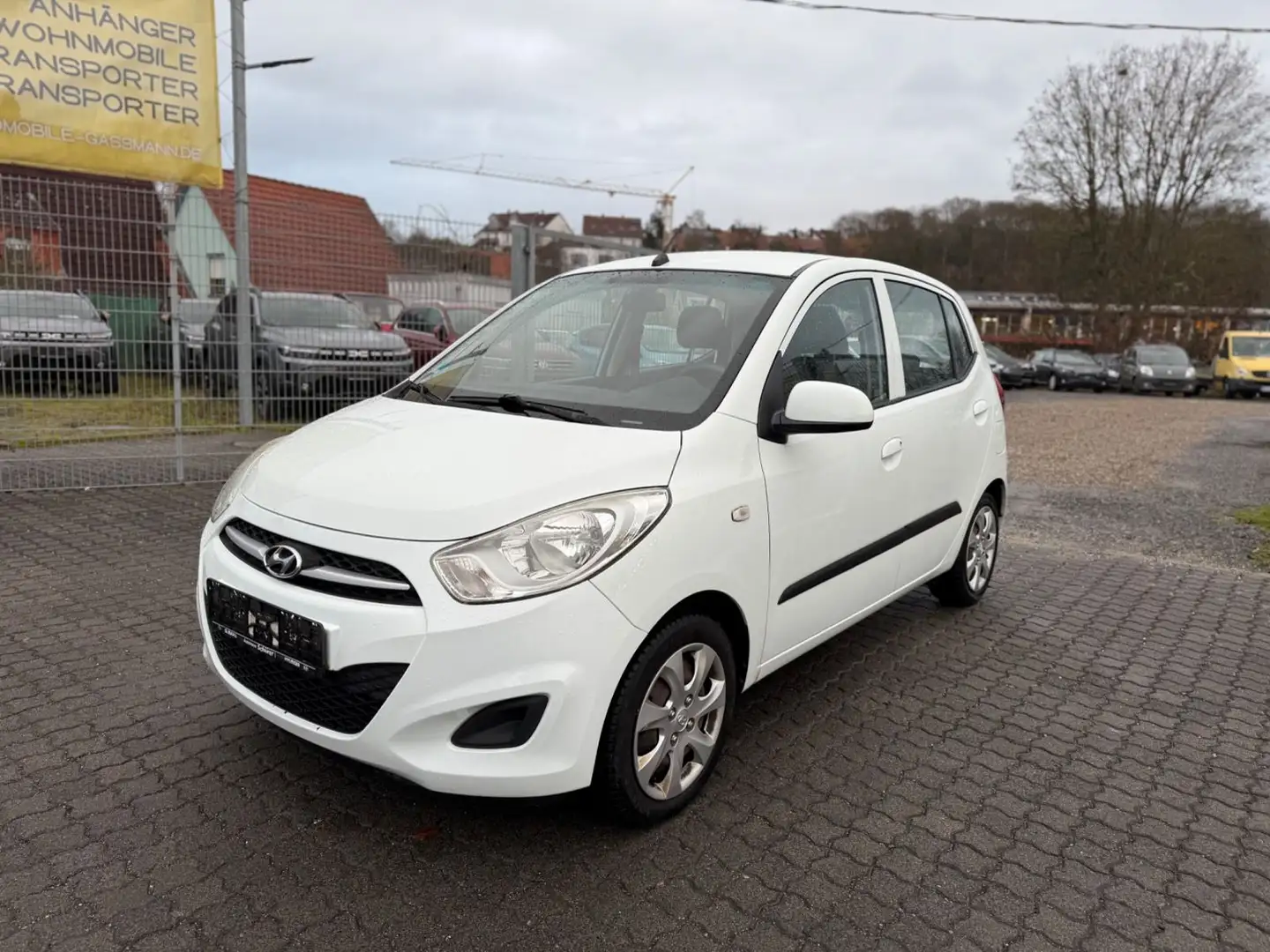 Hyundai i10 1.1 Style Klima 5-Tür Media Tüv 12.26 Weiß - 1