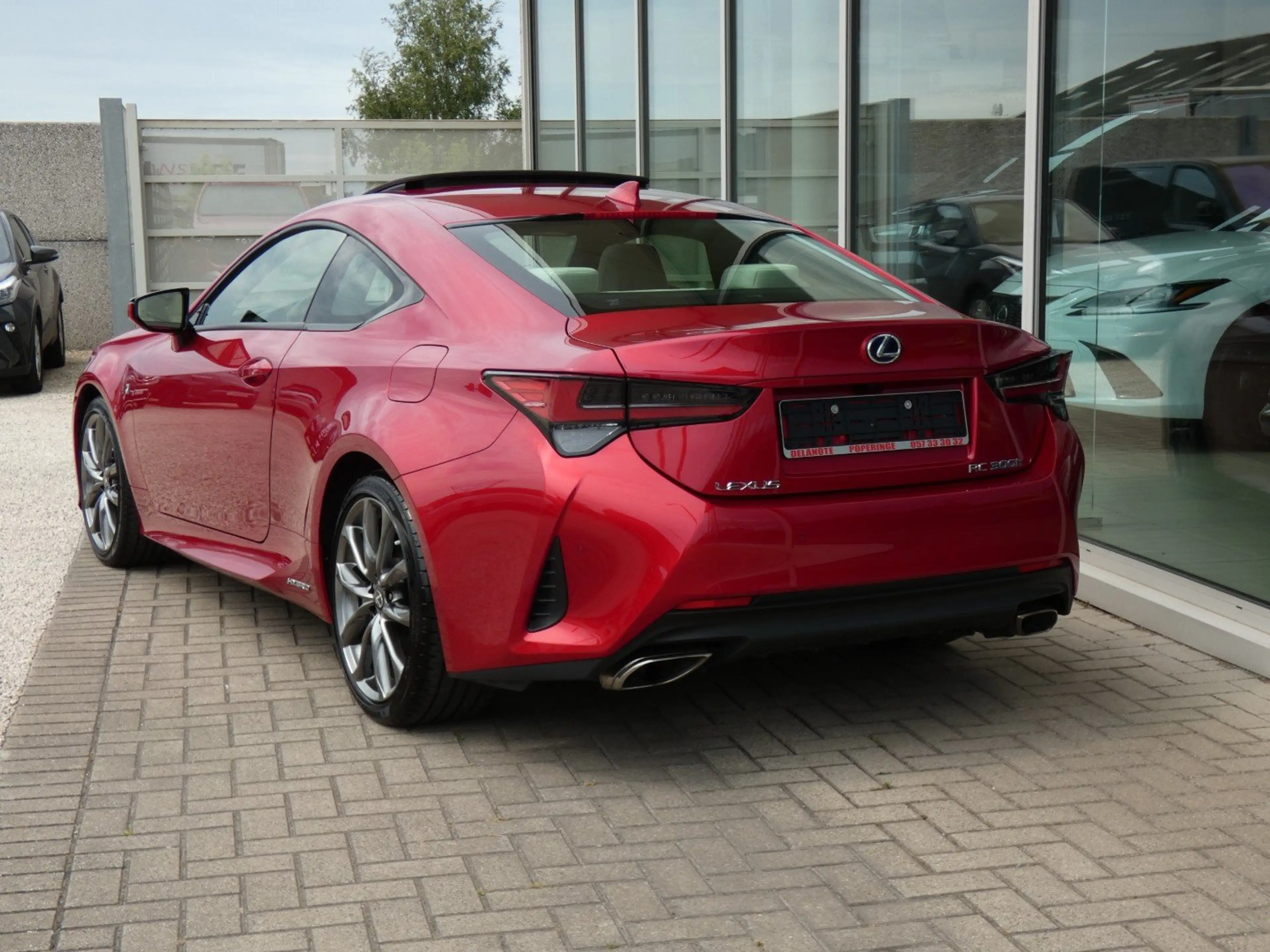 Lexus RC 300h F-SPORT LINE +Open dak +Mark Levinson +Carplay — photo 6