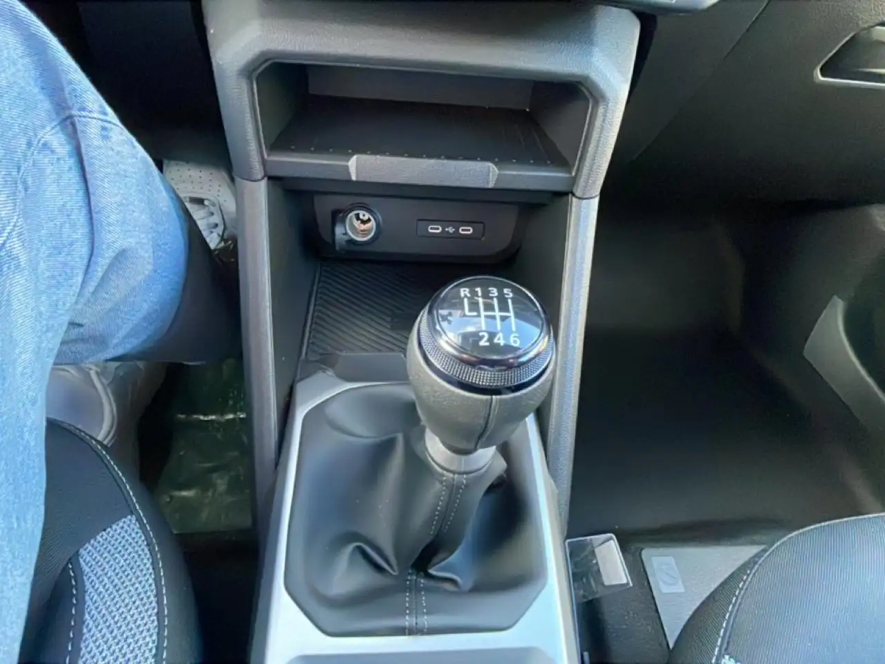 Dacia Duster — photo 22
