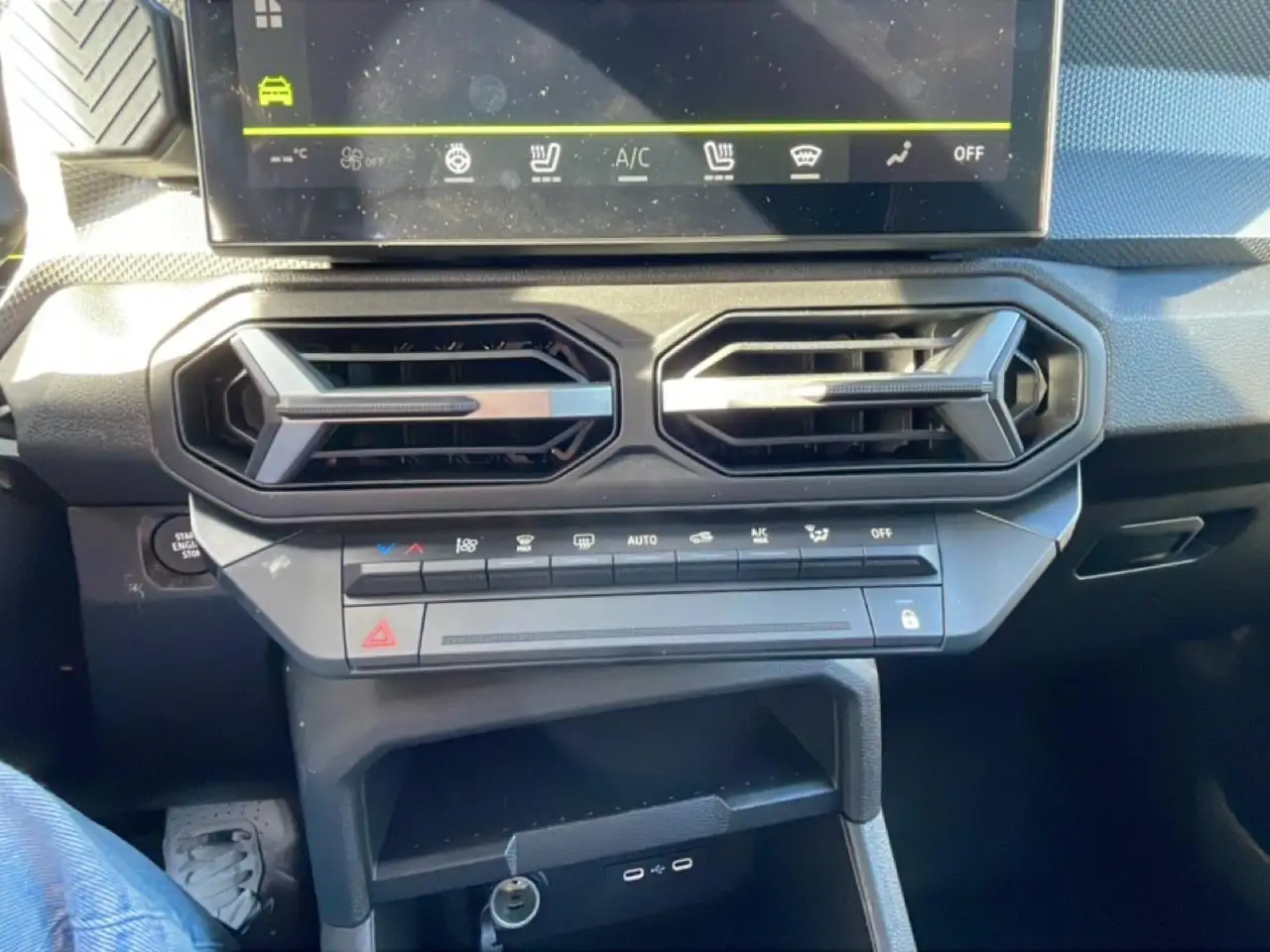 Dacia Duster — photo 21