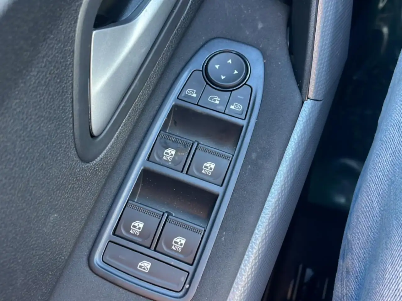 Dacia Duster — photo 11