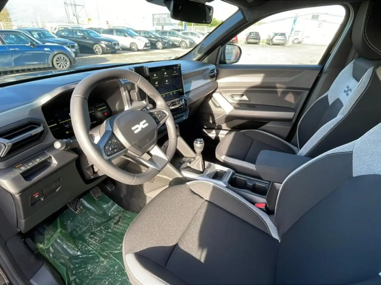 Dacia Duster — photo 23