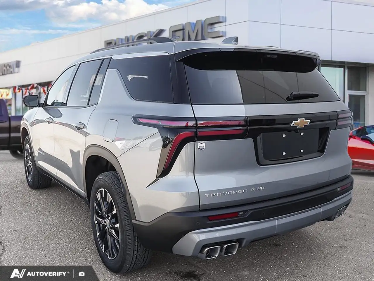 Chevrolet Traverse снимка Chevrolet Traverse
