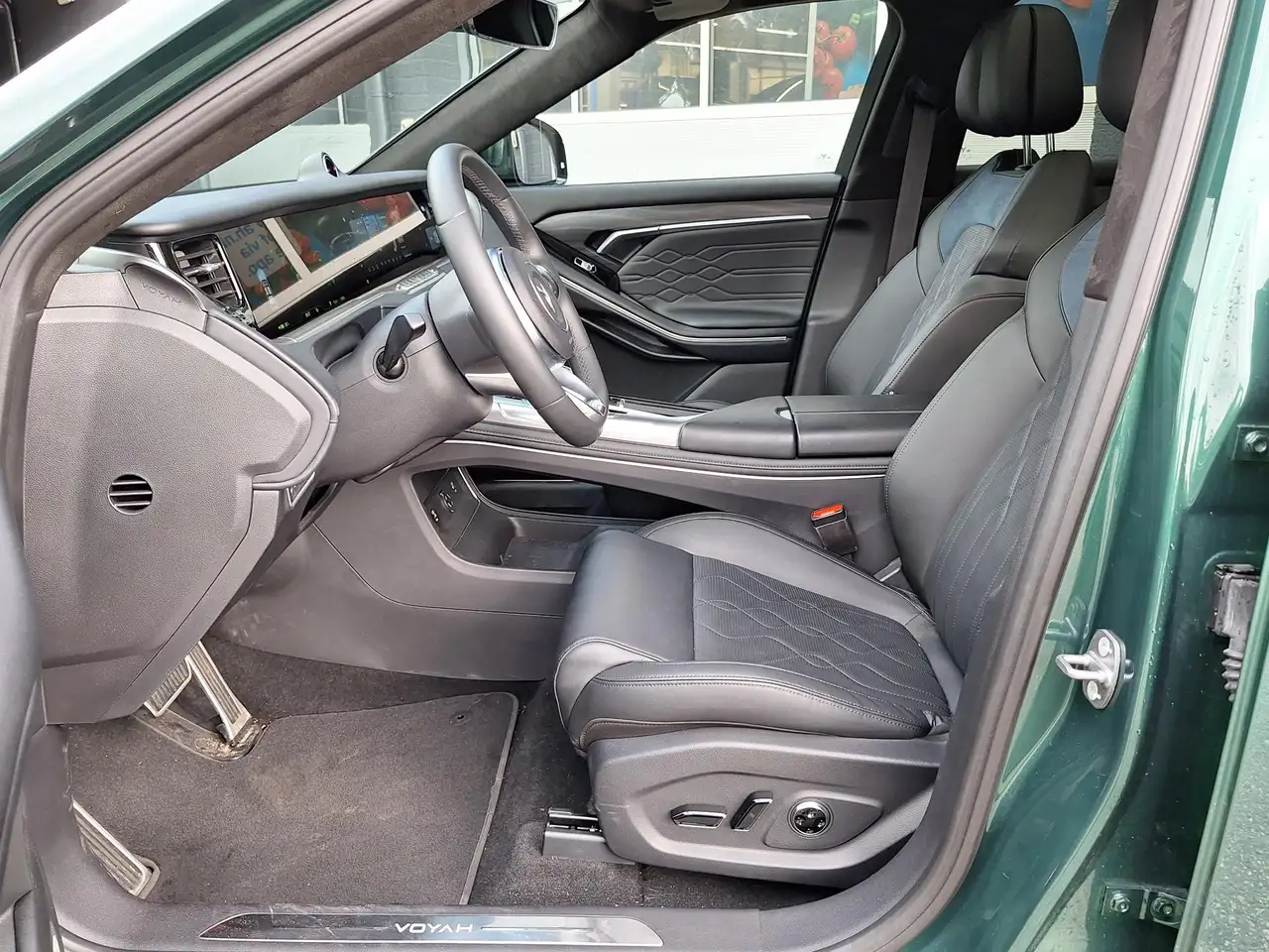 Voyah Free 2024 — фото 11