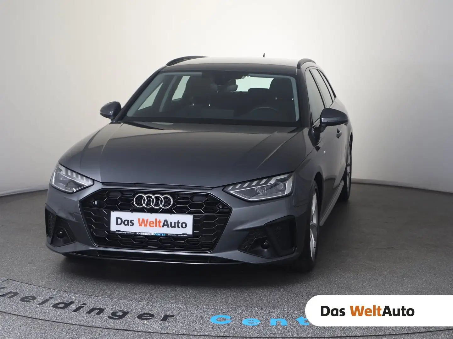 Audi A4 40 TFSI S line Grau - 1