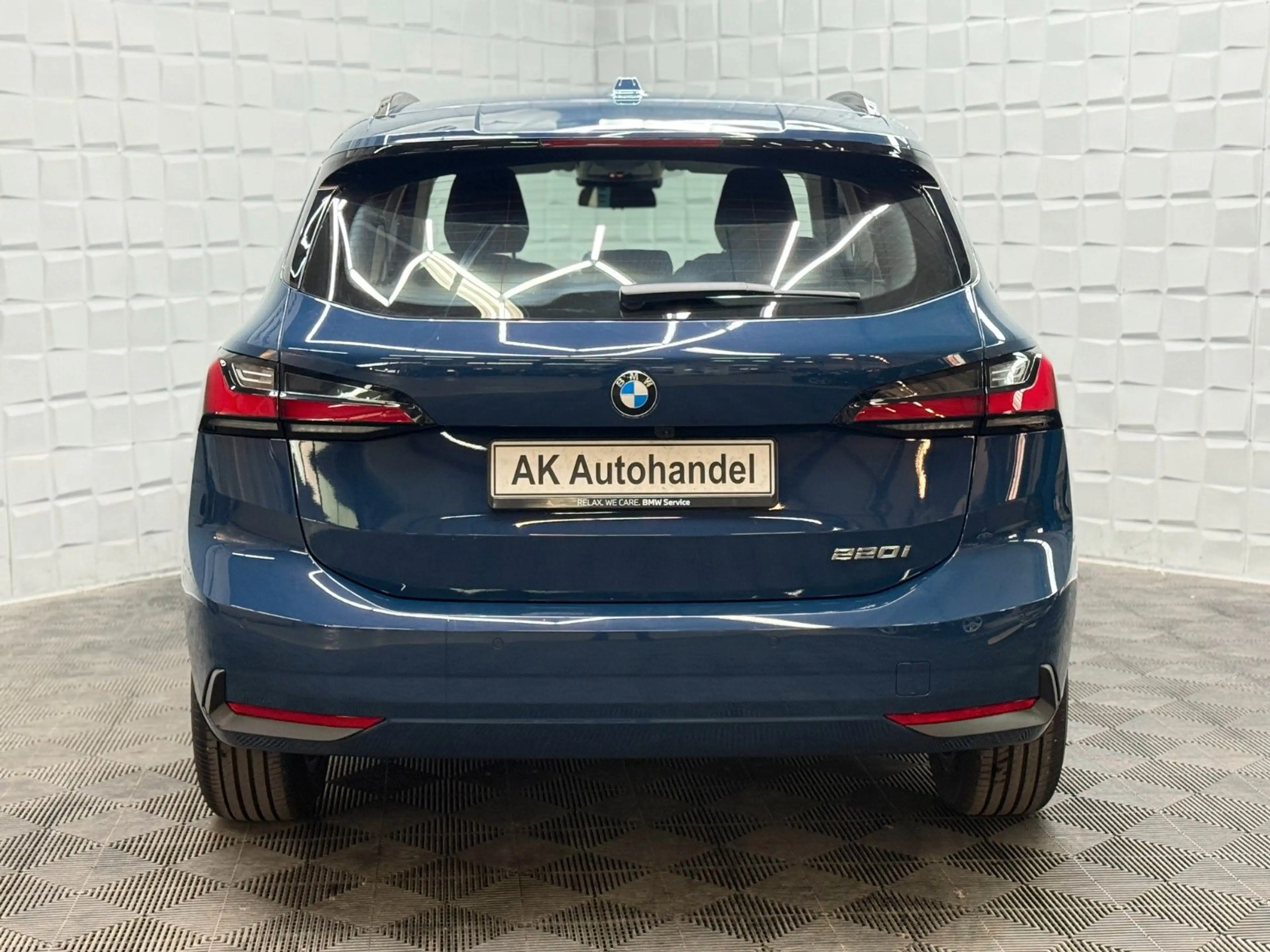BMW 220 i  Active Tourer Steptronic LED Tempo — photo 5