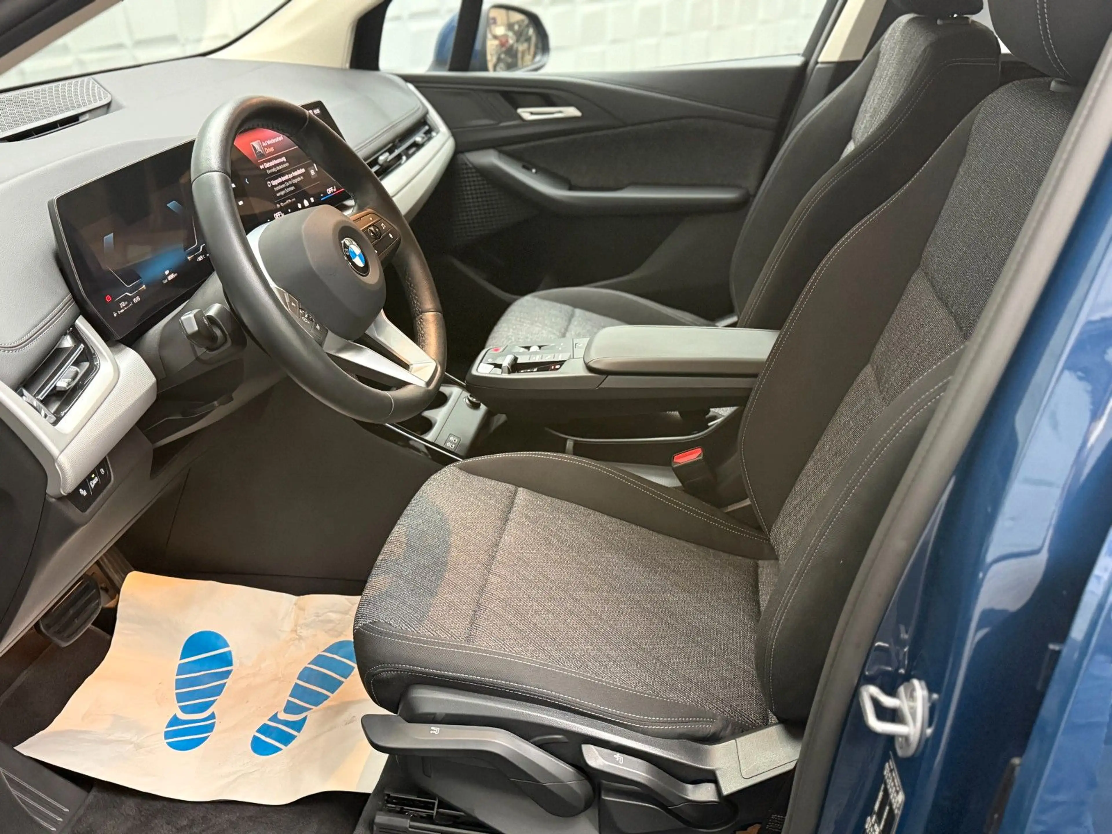 BMW 220 i  Active Tourer Steptronic LED Tempo — photo 11