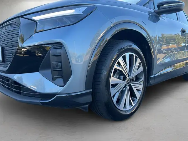 Audi Unknown Model view 5