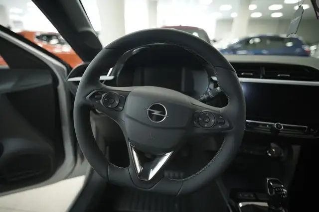 Opel Corsa view 12