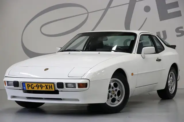 Porsche 944 2.5 Coupé/ Origineel NL/ NAP/ Boekjes aanwezig