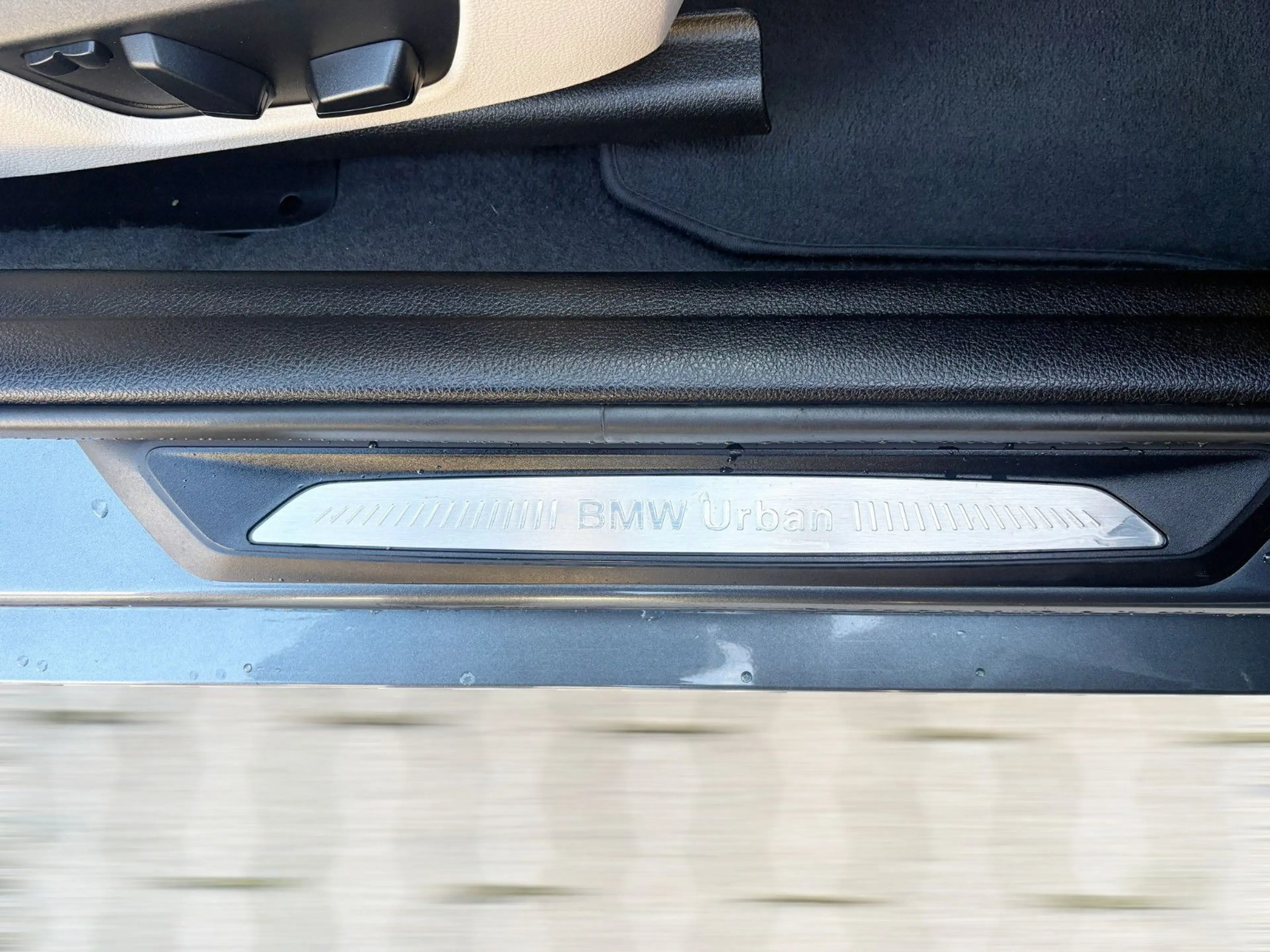BMW 118 d Automatik 2.Hd Kamera Assistent Leder LED — photo 25