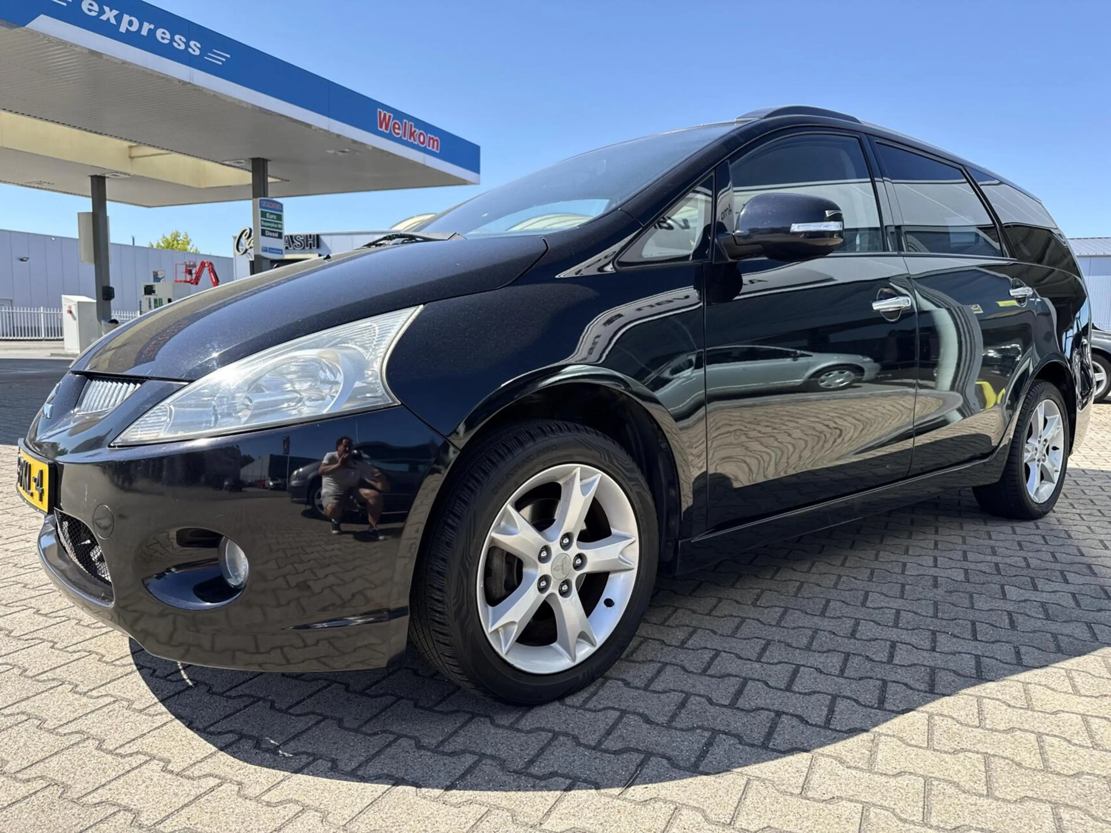 Mitsubishi Grandis 2.4-16V InSport — photo 5
