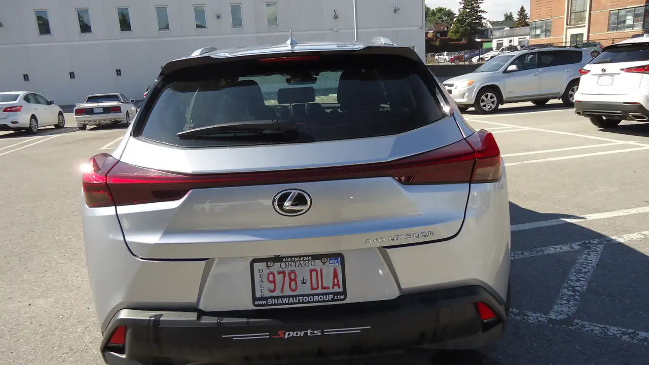 Lexus UX снимка Lexus UX