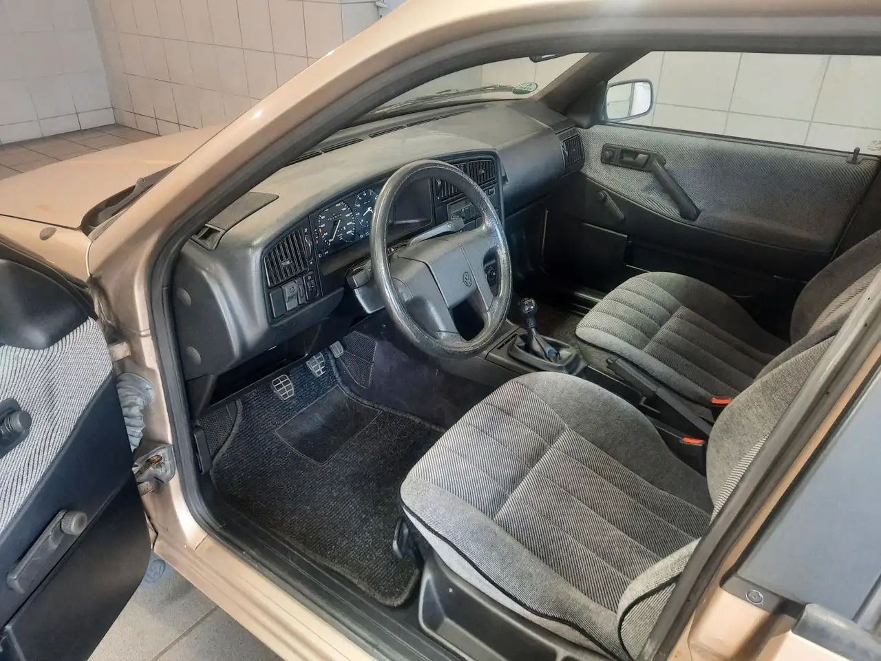 Volkswagen Passat mit H Kennzeichen, foto 7