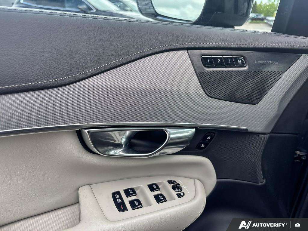2023 Volvo XC90 Ultimate Dark Theme | | Leather Seats | thumb 16