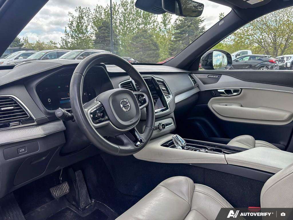 2023 Volvo XC90 Ultimate Dark Theme | | Leather Seats | thumb 12