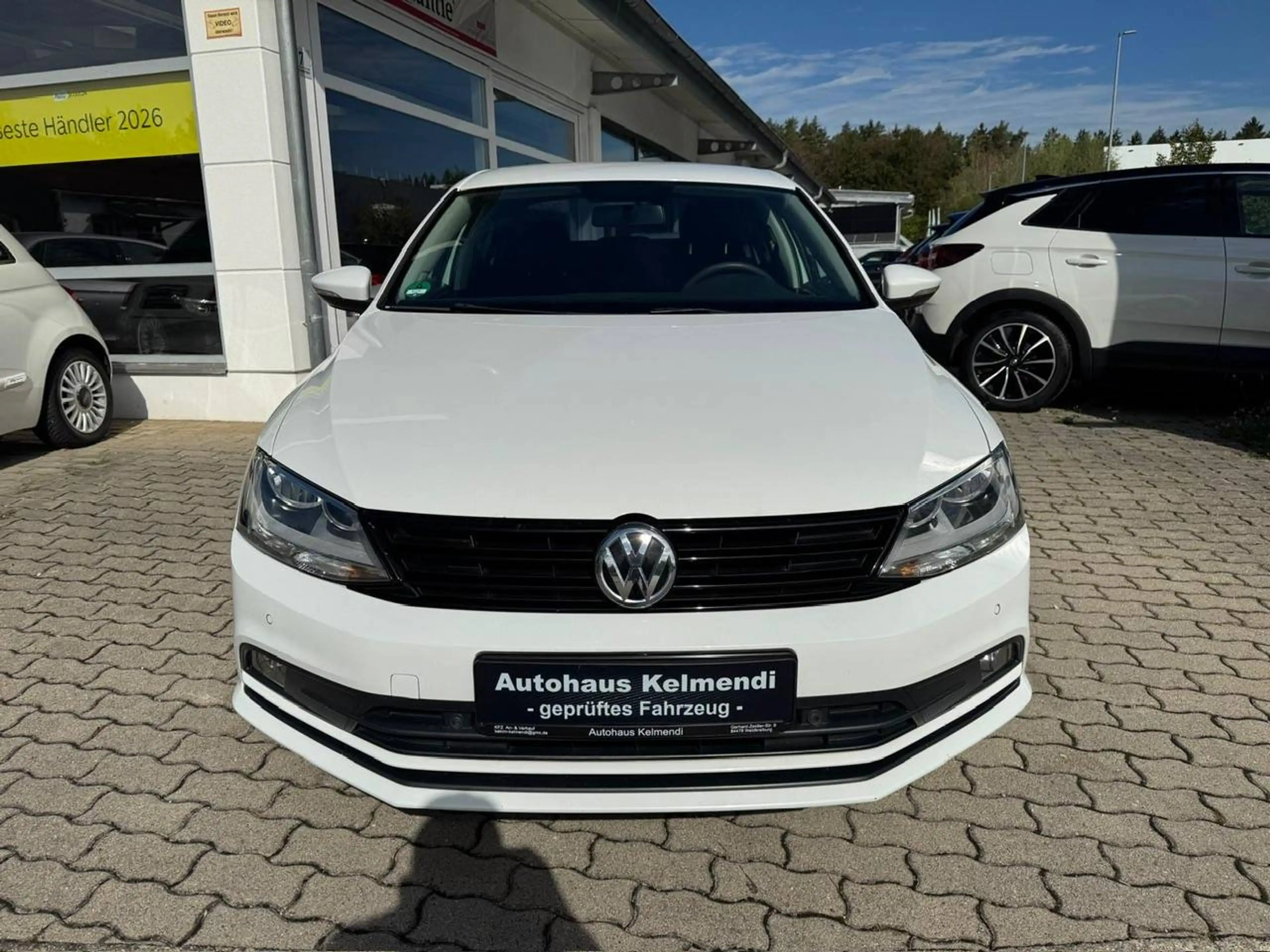 Volkswagen Jetta Jetta 1.2 TSI-Lückenlos VW Scheckheftgepflegt- — photo 2