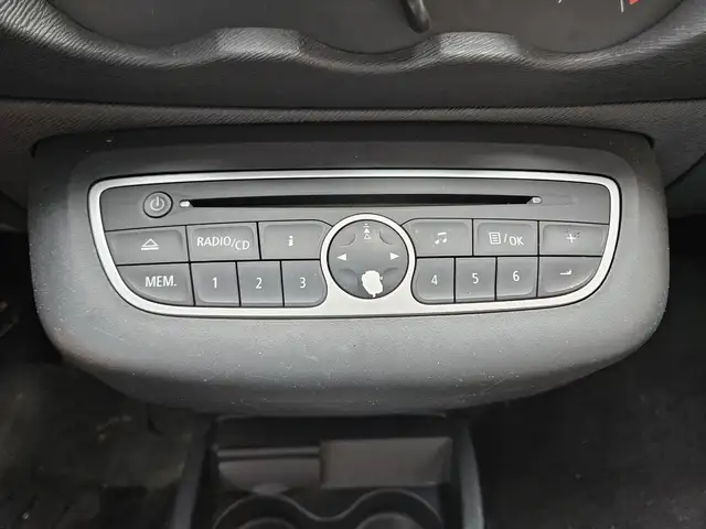 Renault Twingo view 11
