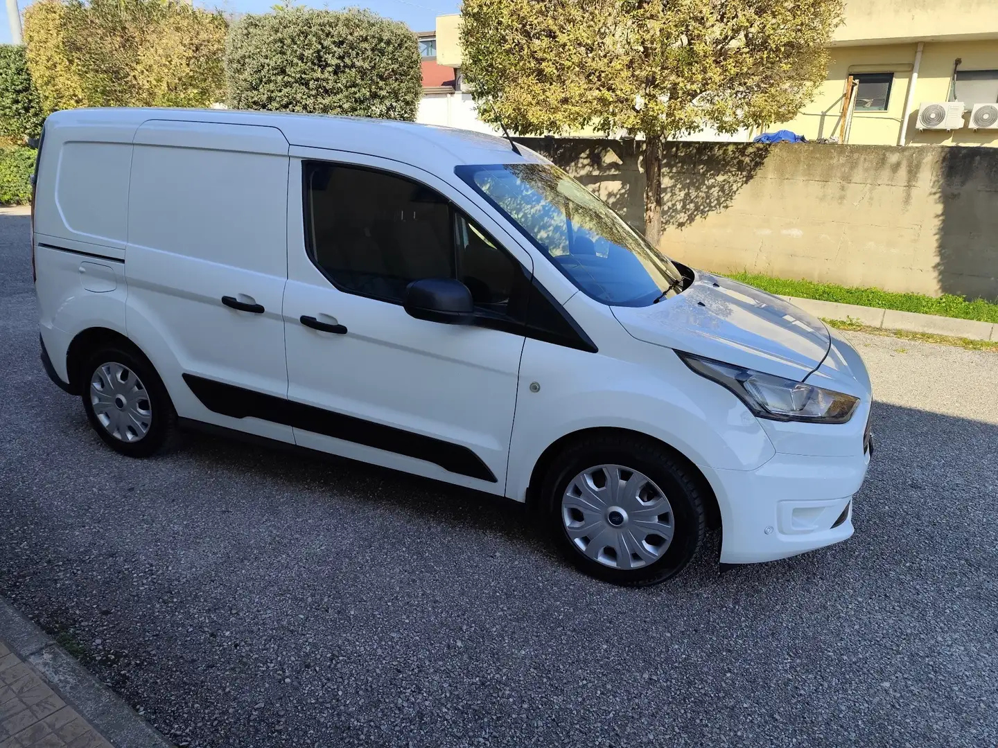 Ford Transit Connect  tdci   3 posti Bianco - 2