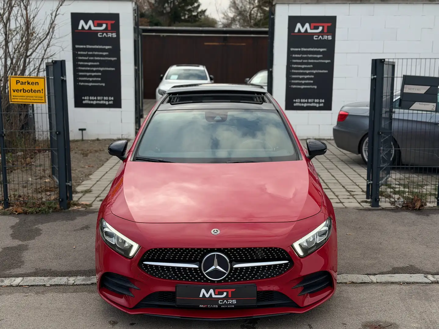 Mercedes-Benz A 180 AMG|LED|KEYLESS|PANO|DISTRONIC|SZHZG|CAM Rot - 2
